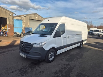 Used Mercedes-Benz Sprinter 2021 for sale - 77667331: Photo