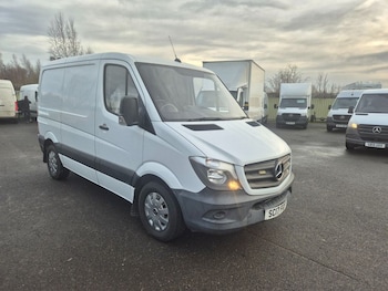 Used Mercedes-Benz Sprinter 2017 for sale - 77200185: Photo
