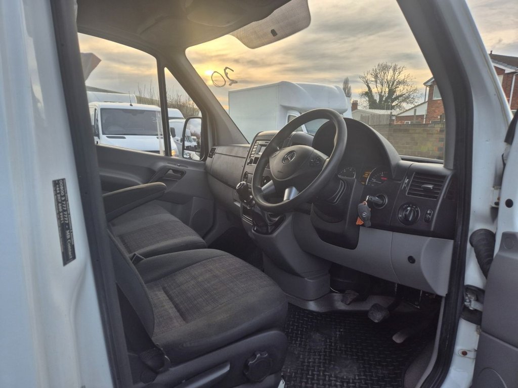 Used Mercedes-Benz Sprinter 2017 for sale - 77200185: Photo 6