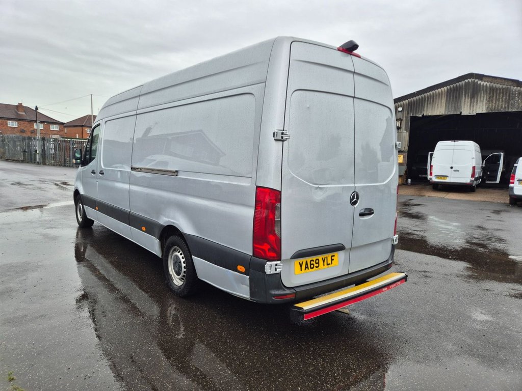 Used Mercedes-Benz Sprinter 2020 for sale - 76132793: Photo 3