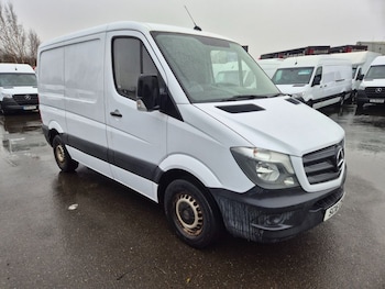 Mercedes-Benz Sprinter feature image