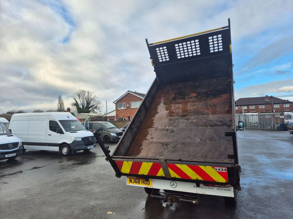 Used Mercedes-Benz Sprinter 2018 for sale - 76686592: Photo 8