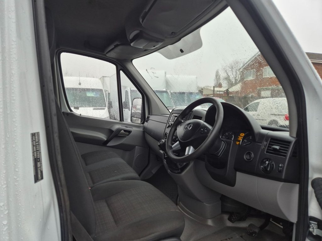 Used Mercedes-Benz Sprinter 2017 for sale - 77520994: Photo 6