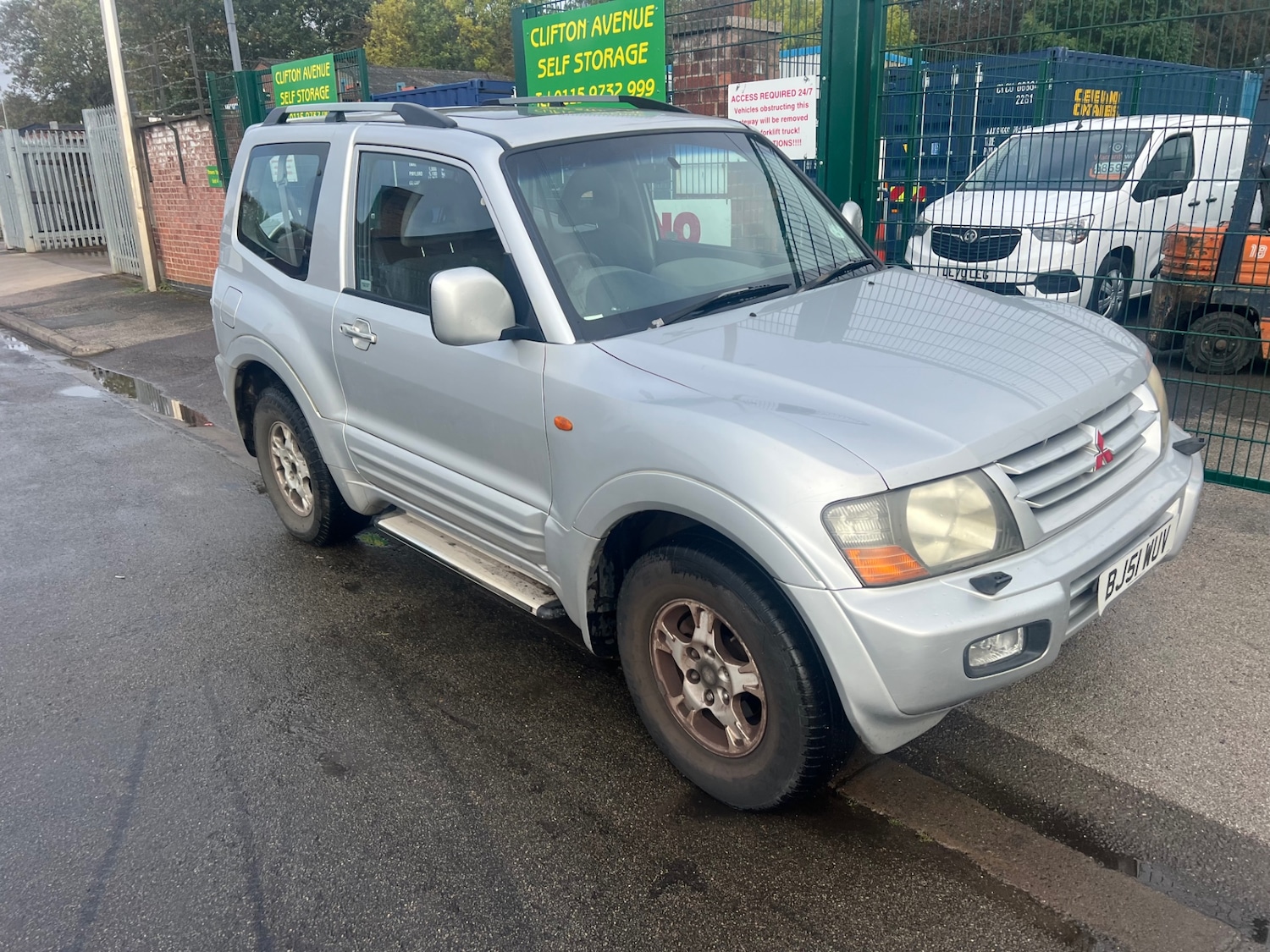 Used Mitsubishi Shogun 2001 for sale - 76941918: Photo 3