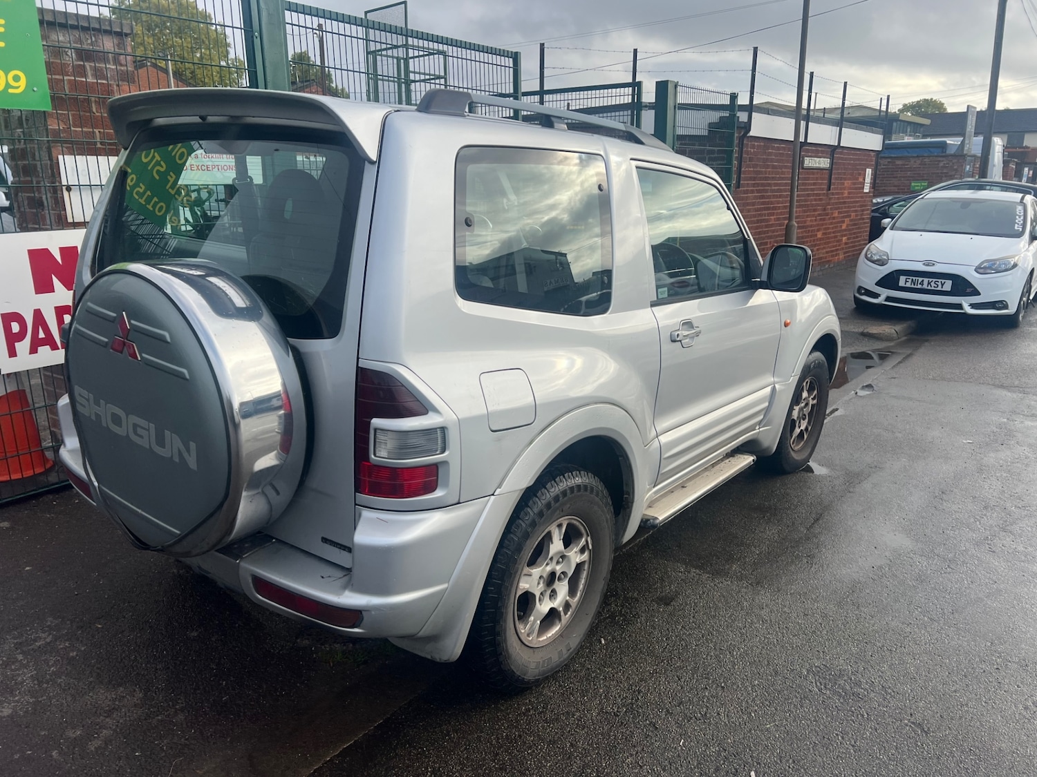 Used Mitsubishi Shogun 2001 for sale - 76941918: Photo 4