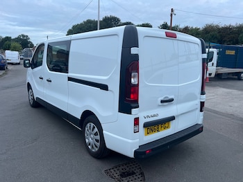 Used Vauxhall Vivaro 2018 for sale - 75677422: Photo