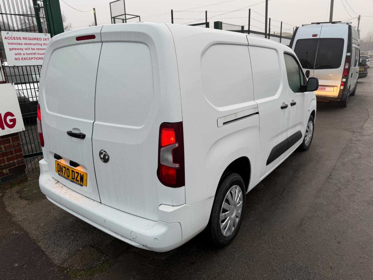 Used Vauxhall Combo 2020 for sale - 77107398: Photo 6