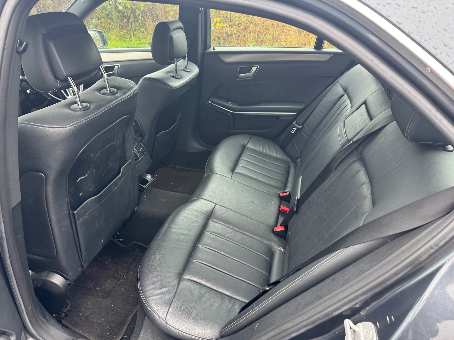 Used Mercedes-Benz E Class 2013 for sale - 77271610: Photo 10