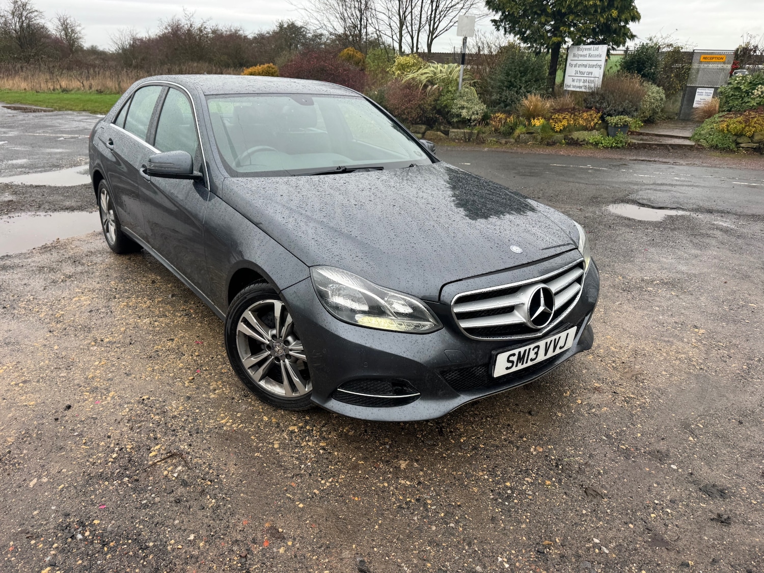 Used Mercedes-Benz E Class 2013 for sale - 77271610: Photo 6