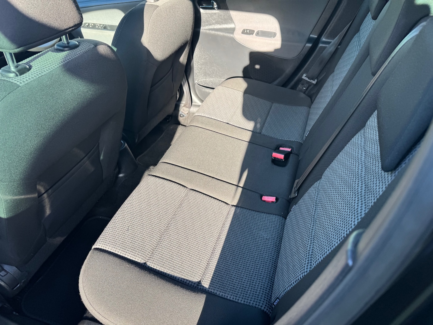 Used Peugeot 207 2011 for sale - 76401950: Photo 10