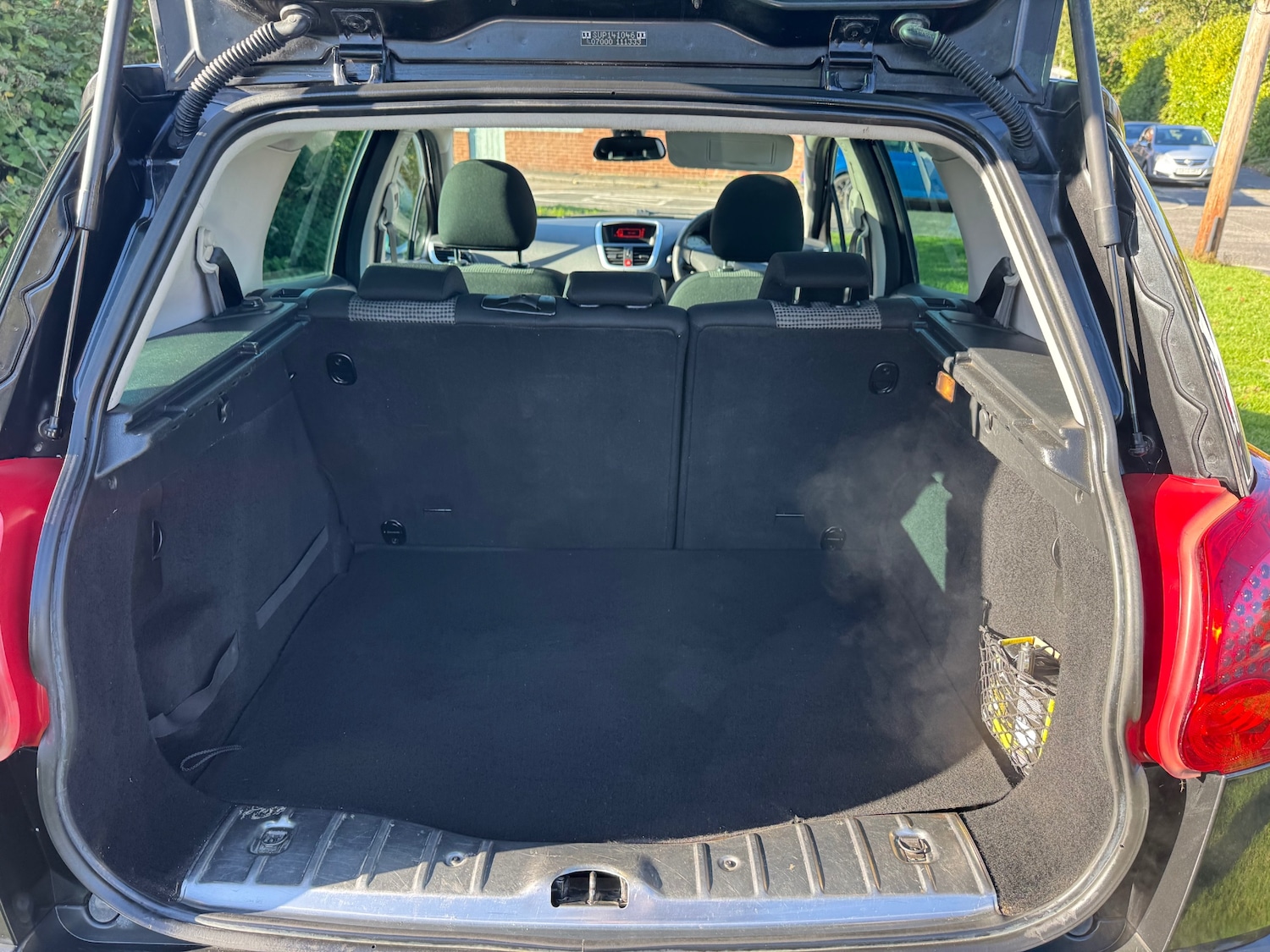 Used Peugeot 207 2011 for sale - 76401950: Photo 9