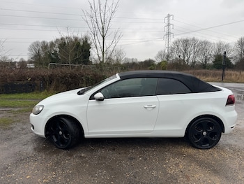 Used Volkswagen Golf 2011 for sale - 77980205: Photo