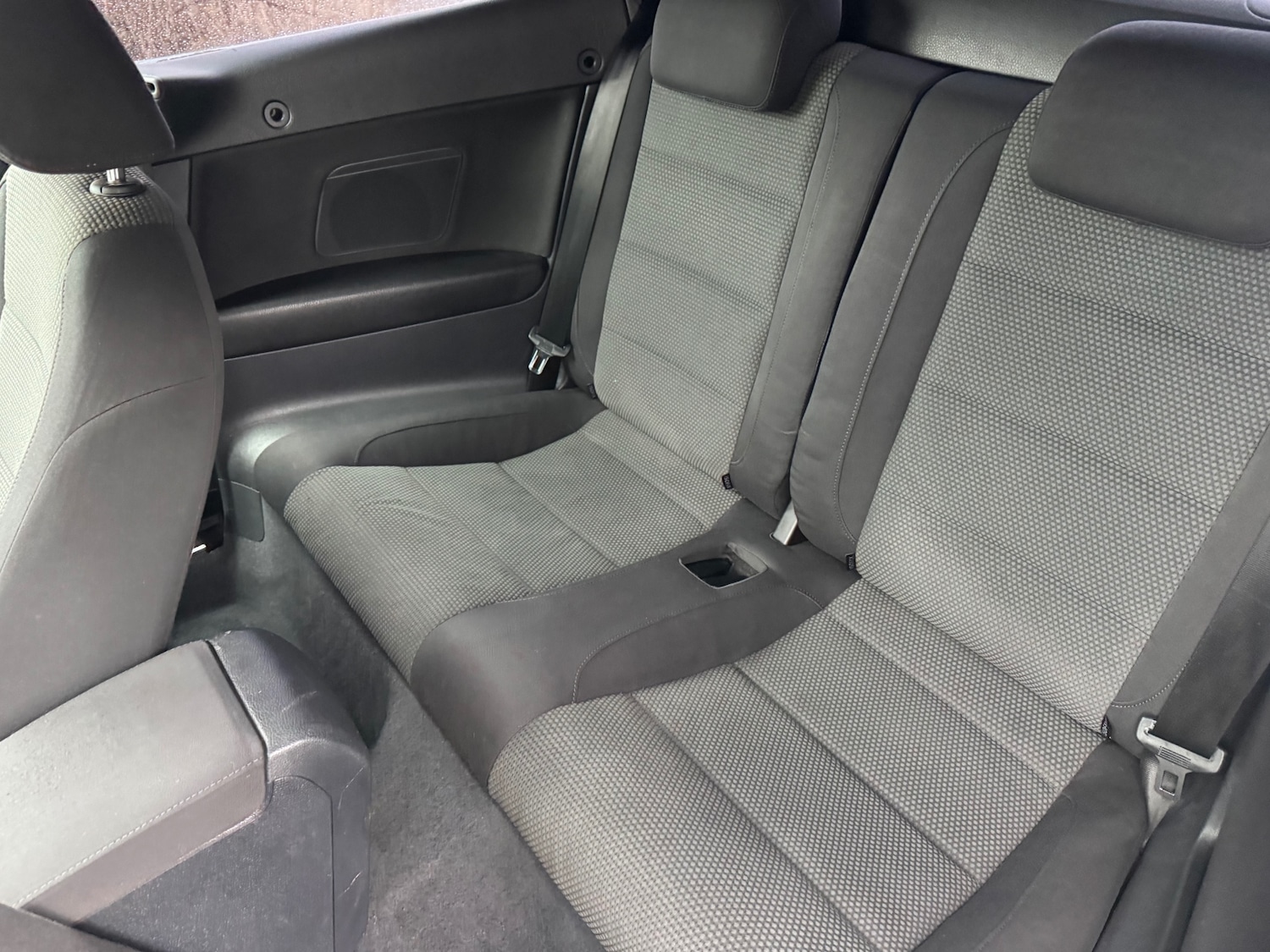 Used Volkswagen Golf 2011 for sale - 77980205: Photo 9