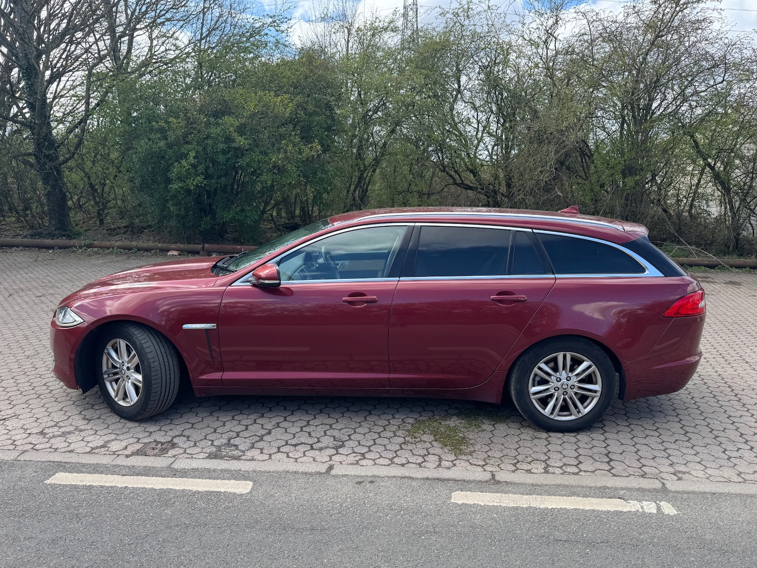 Used Jaguar XF 2013 for sale - 78210490: Photo 2