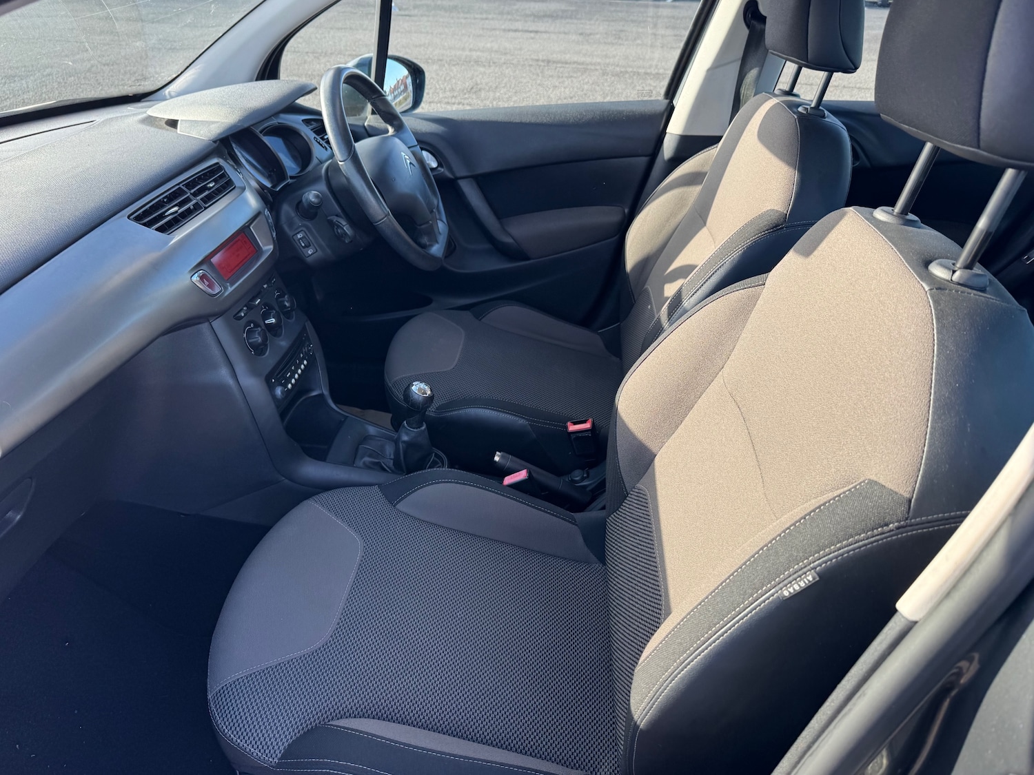 Used Citroen C3 2015 for sale - 76383096: Photo 11