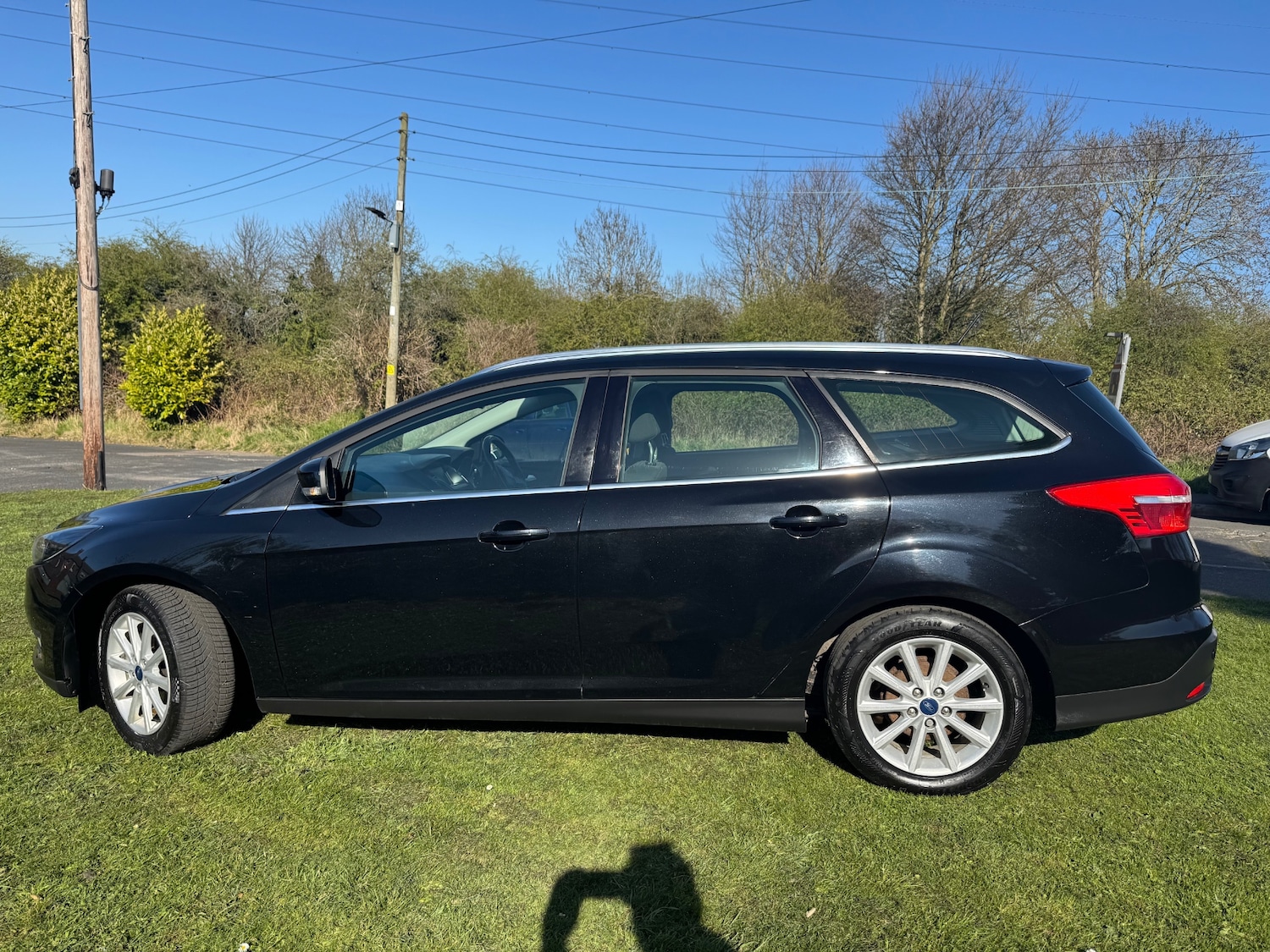 Used Ford Focus 2015 for sale - 76401809: Photo 2