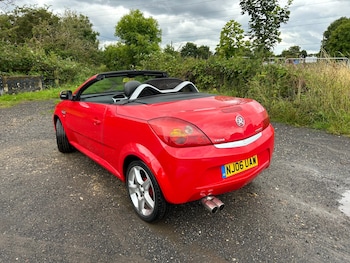 Used Vauxhall Tigra 2006 for sale - 76401511: Photo
