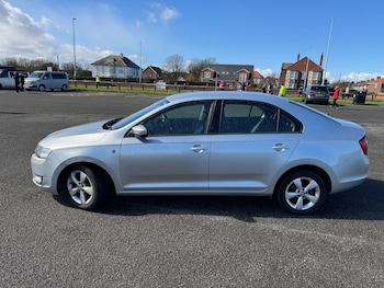 Used Skoda Rapid 2013 for sale - 78139745: Photo