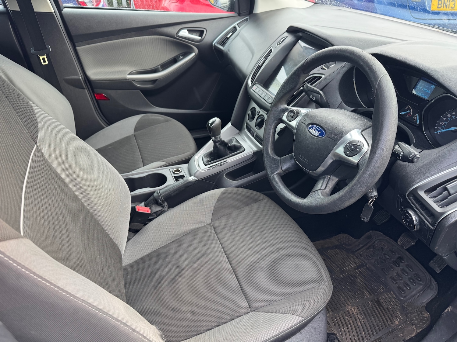 Used Ford Focus 2012 for sale - 77159428: Photo 7
