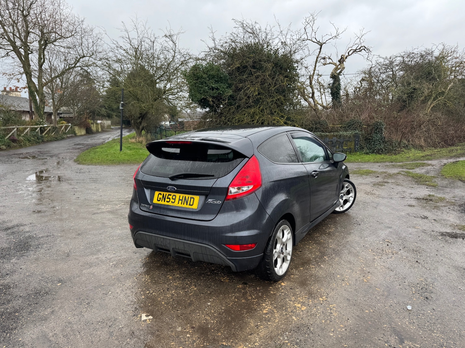 Used Ford Fiesta 2009 for sale - 77324701: Photo 4