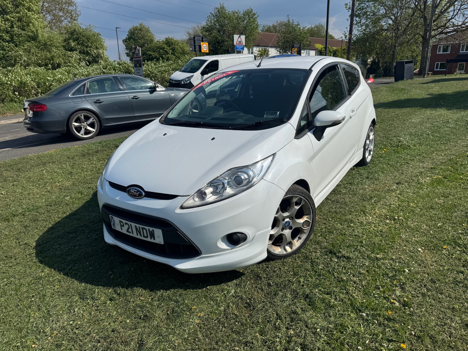 Used Ford Fiesta 2012 for sale - 76401821: Photo 1