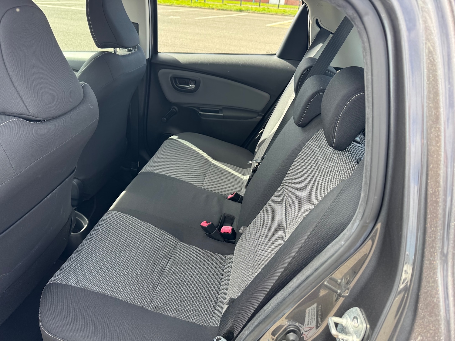 Used Toyota Yaris 2015 for sale - 78067030: Photo 10