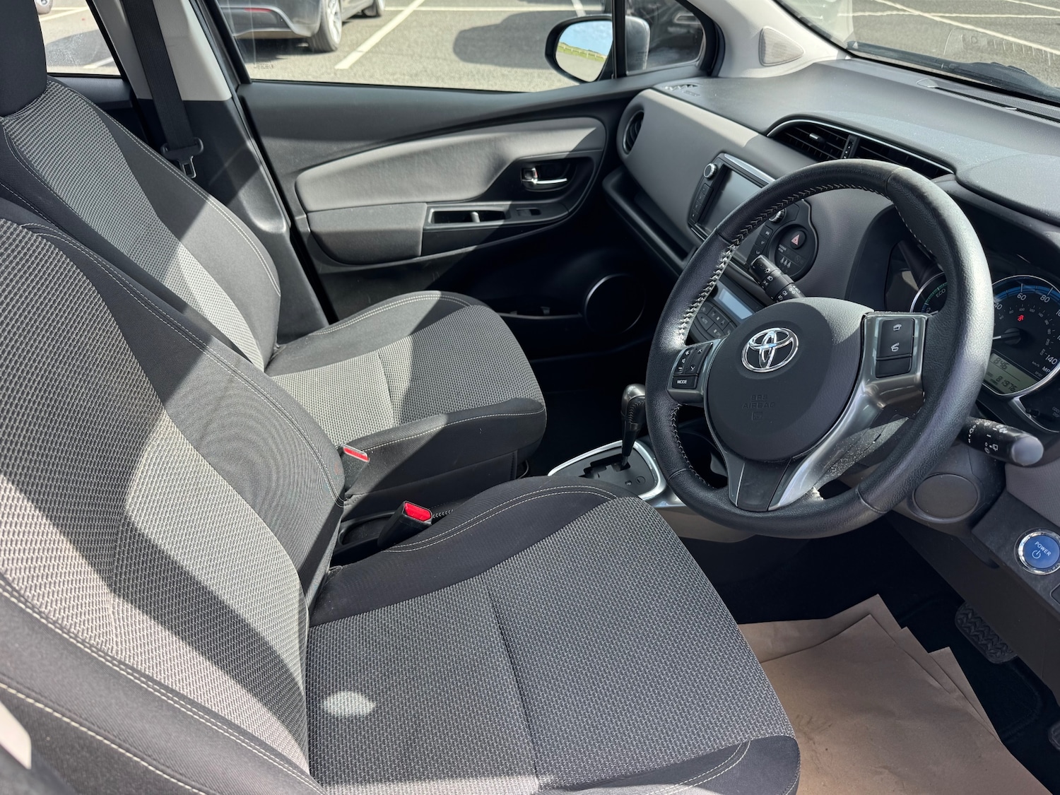 Used Toyota Yaris 2015 for sale - 78067030: Photo 7