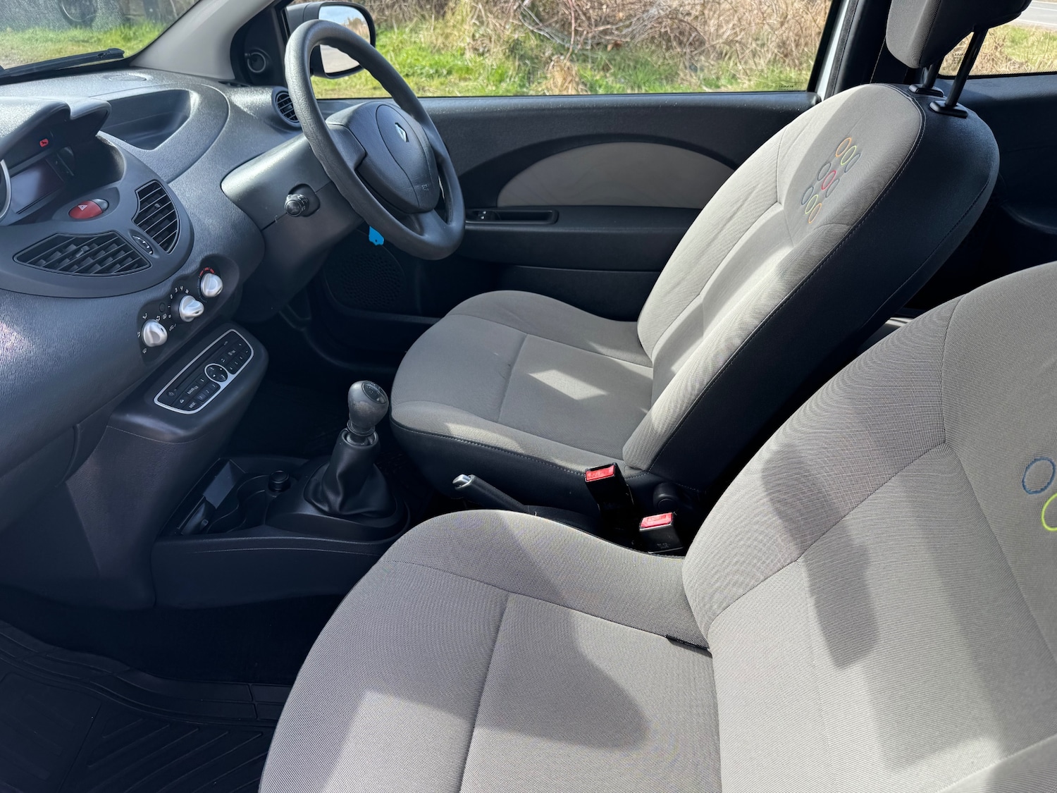 Used Renault Twingo 2011 for sale - 77152384: Photo 10