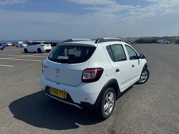 Used Dacia Sandero Stepway 2015 for sale - 79367647: Photo