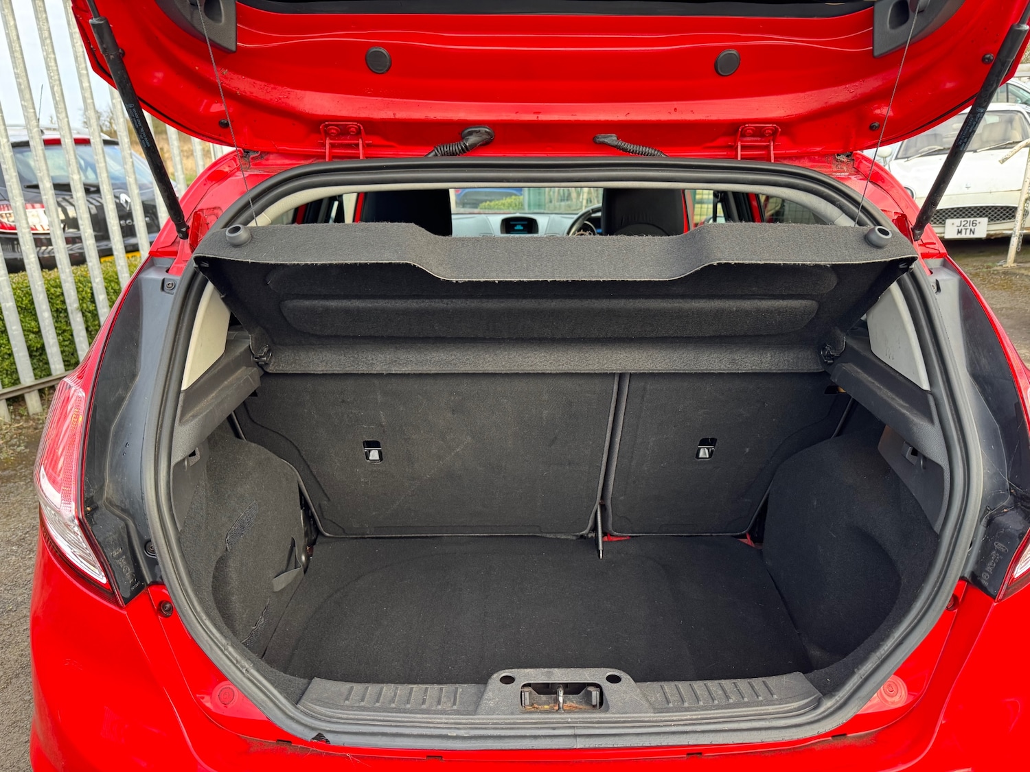 Used Ford Fiesta 2013 for sale - 77963765: Photo 9