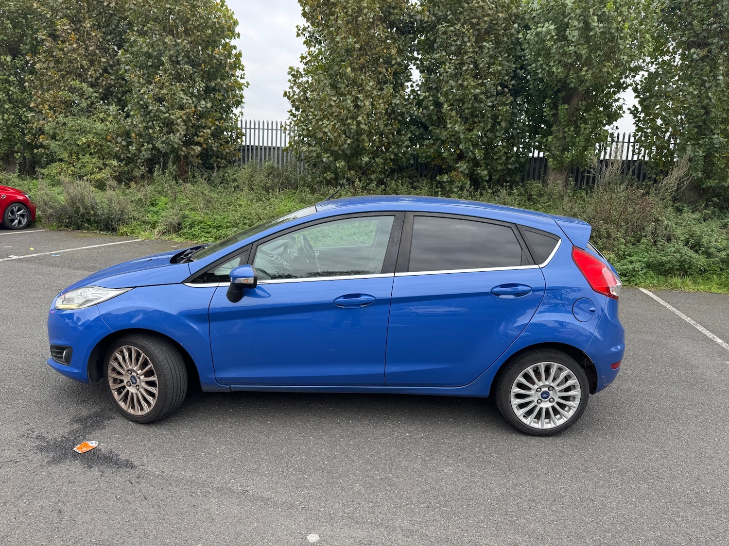 Used Ford Fiesta 2013 for sale - 76401824: Photo 2