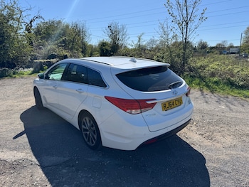 Used Hyundai i40 2014 for sale - 78354733: Photo