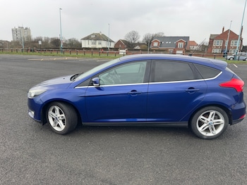 Used Ford Focus 2015 for sale - 77364800: Photo