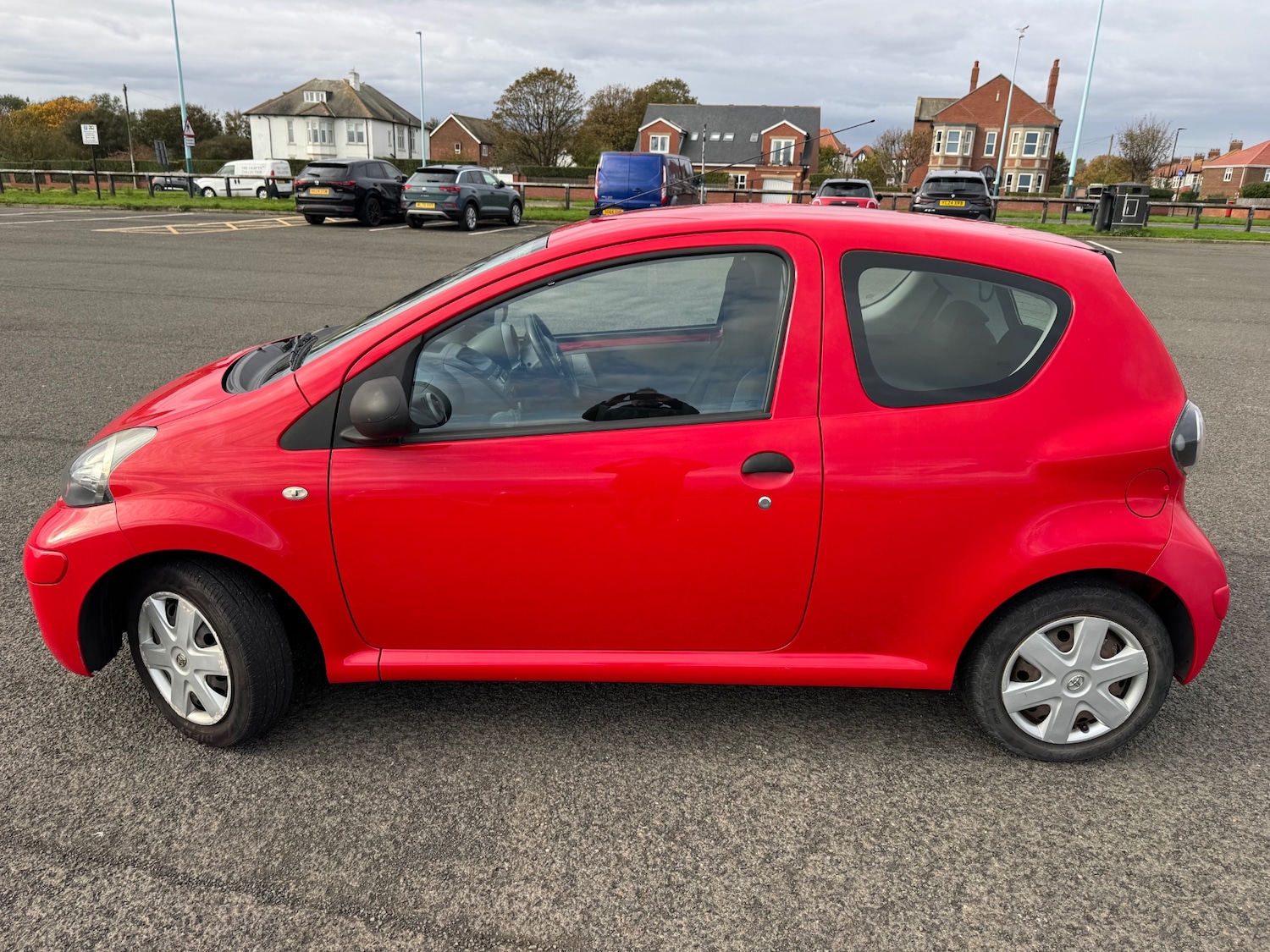Used Toyota AYGO 2009 for sale - 77152373: Photo 2