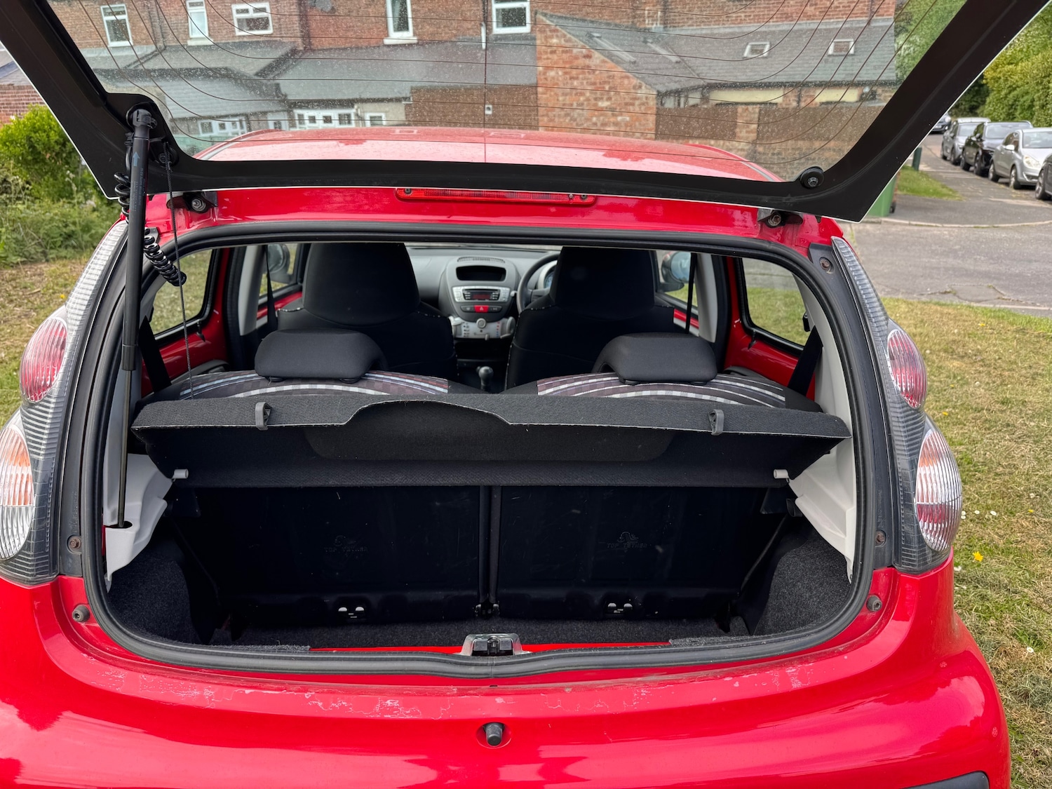 Used Citroen C1 2013 for sale - 76401851: Photo 9