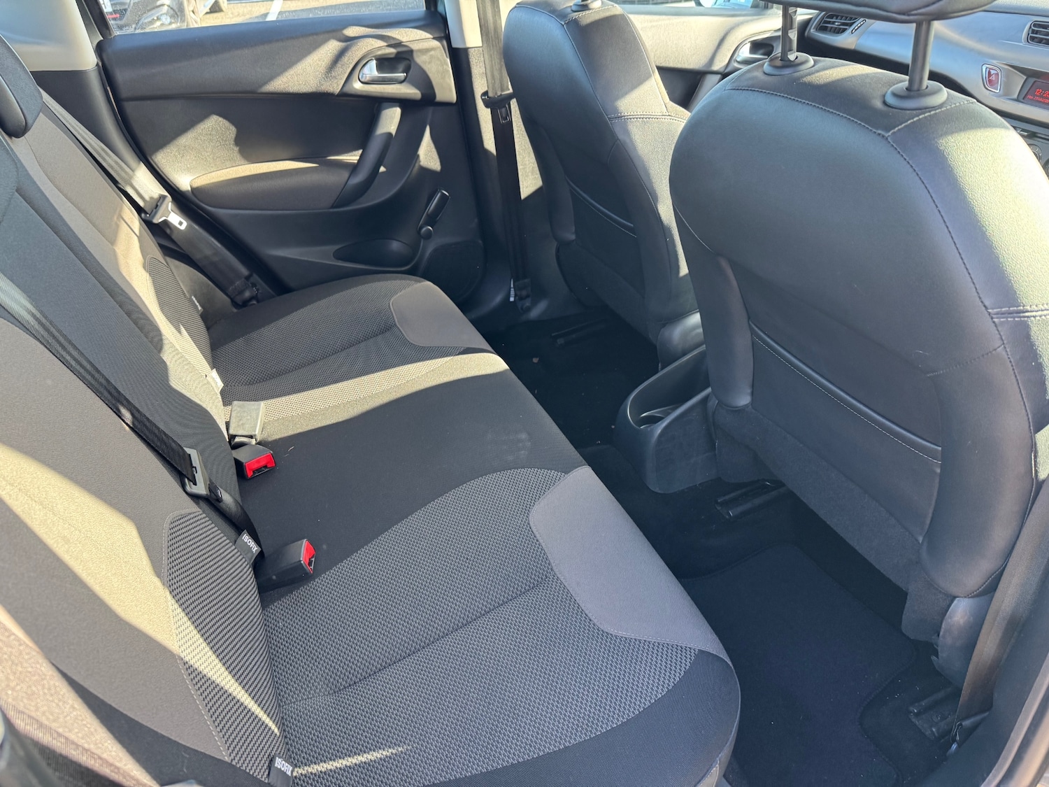 Used Citroen C3 2015 for sale - 76401850: Photo 8