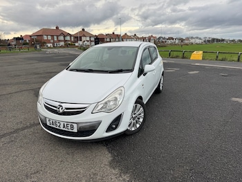 Vauxhall - Corsa