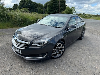 Vauxhall - Insignia