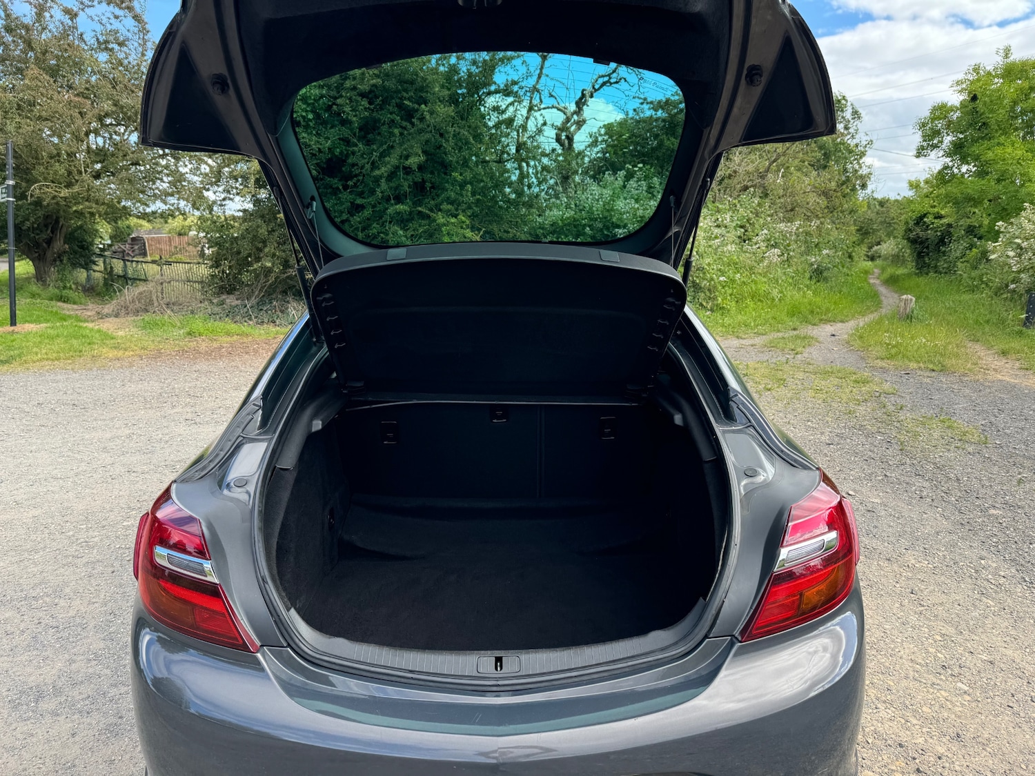 Used Vauxhall Insignia 2014 for sale - 76401787: Photo 8