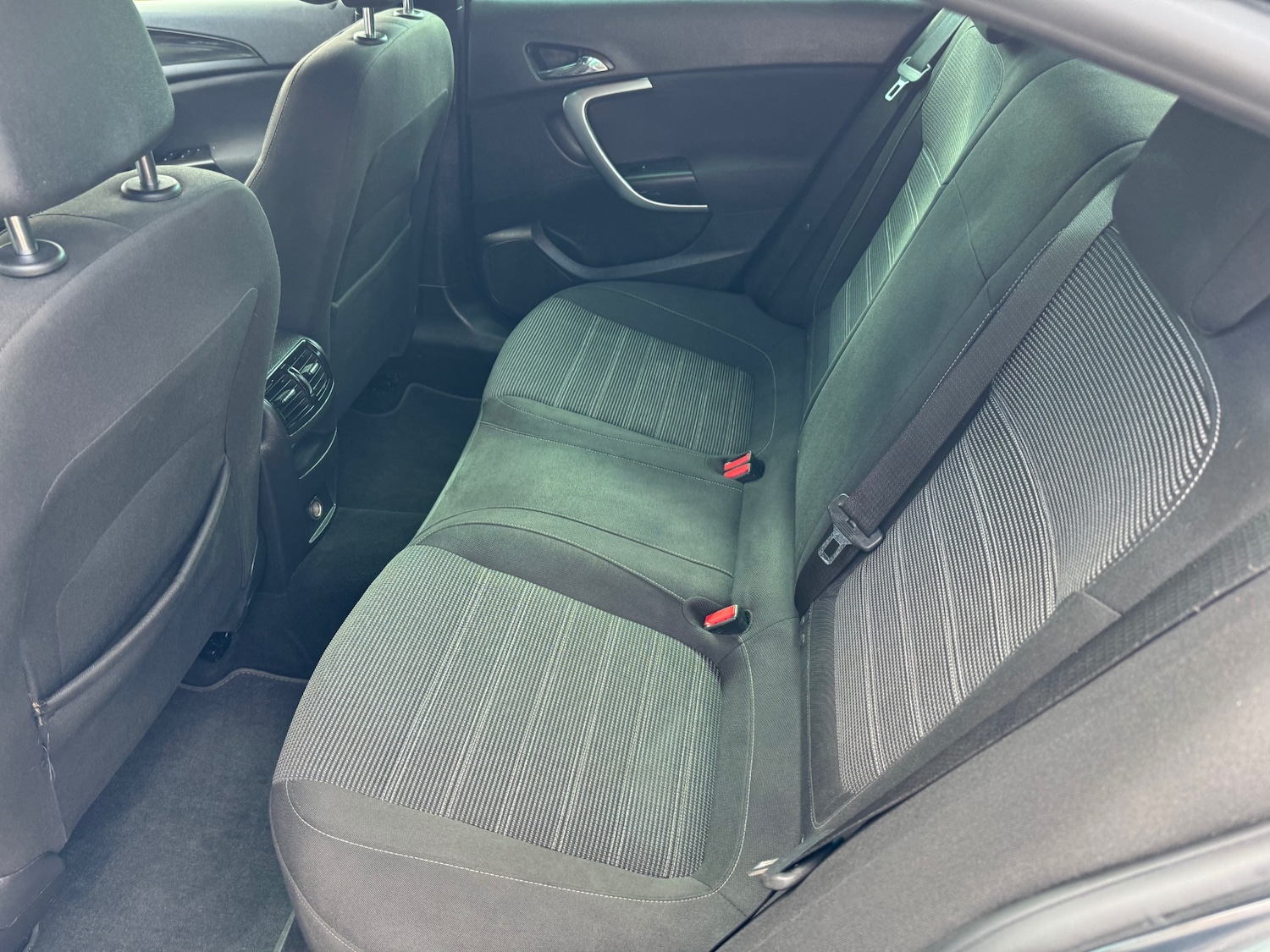 Used Vauxhall Insignia 2014 for sale - 76401787: Photo 9