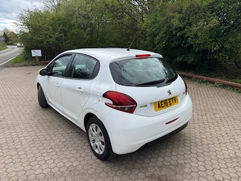 Used Peugeot 208 2016 for sale - 79259062: Photo