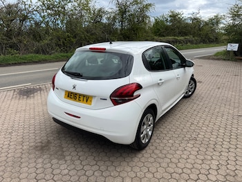 Used Peugeot 208 2016 for sale - 79259062: Photo