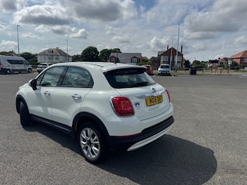 Used Citroen C4 Picasso 2015 for sale - 79638930: Photo
