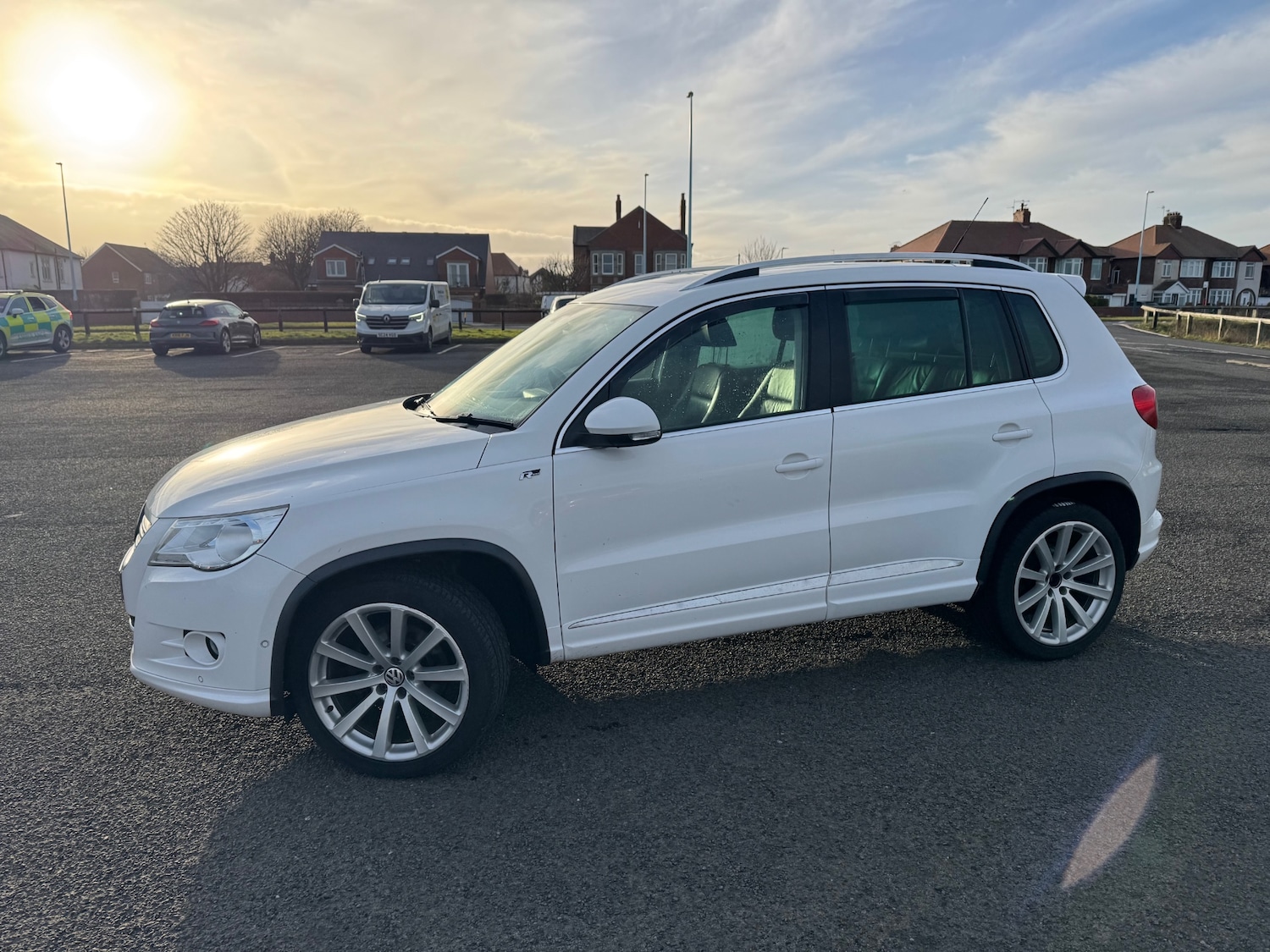 Used Volkswagen Tiguan 2011 for sale - 77603778: Photo 2