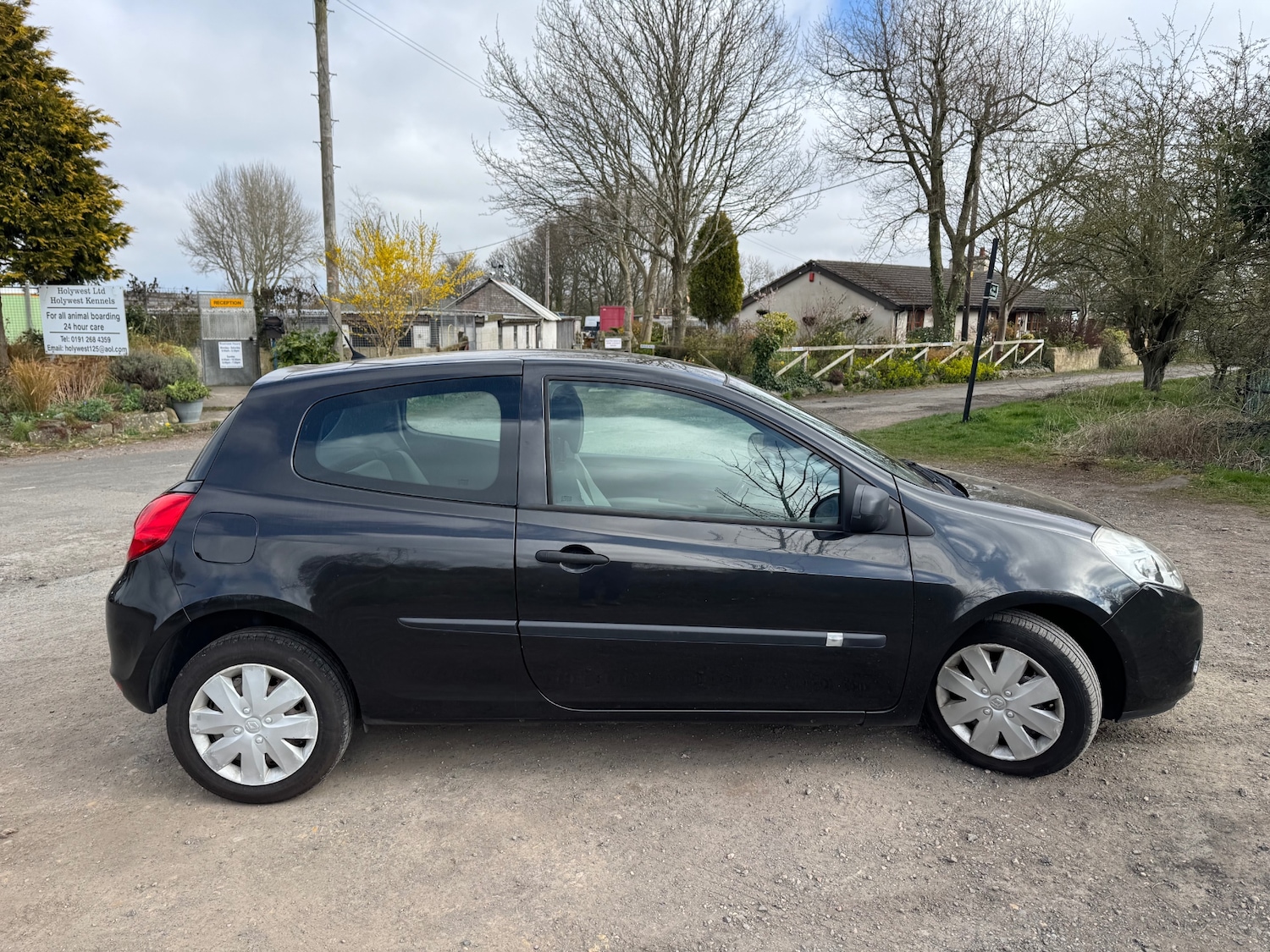 Used Renault Clio 2010 for sale - 76401835: Photo 5