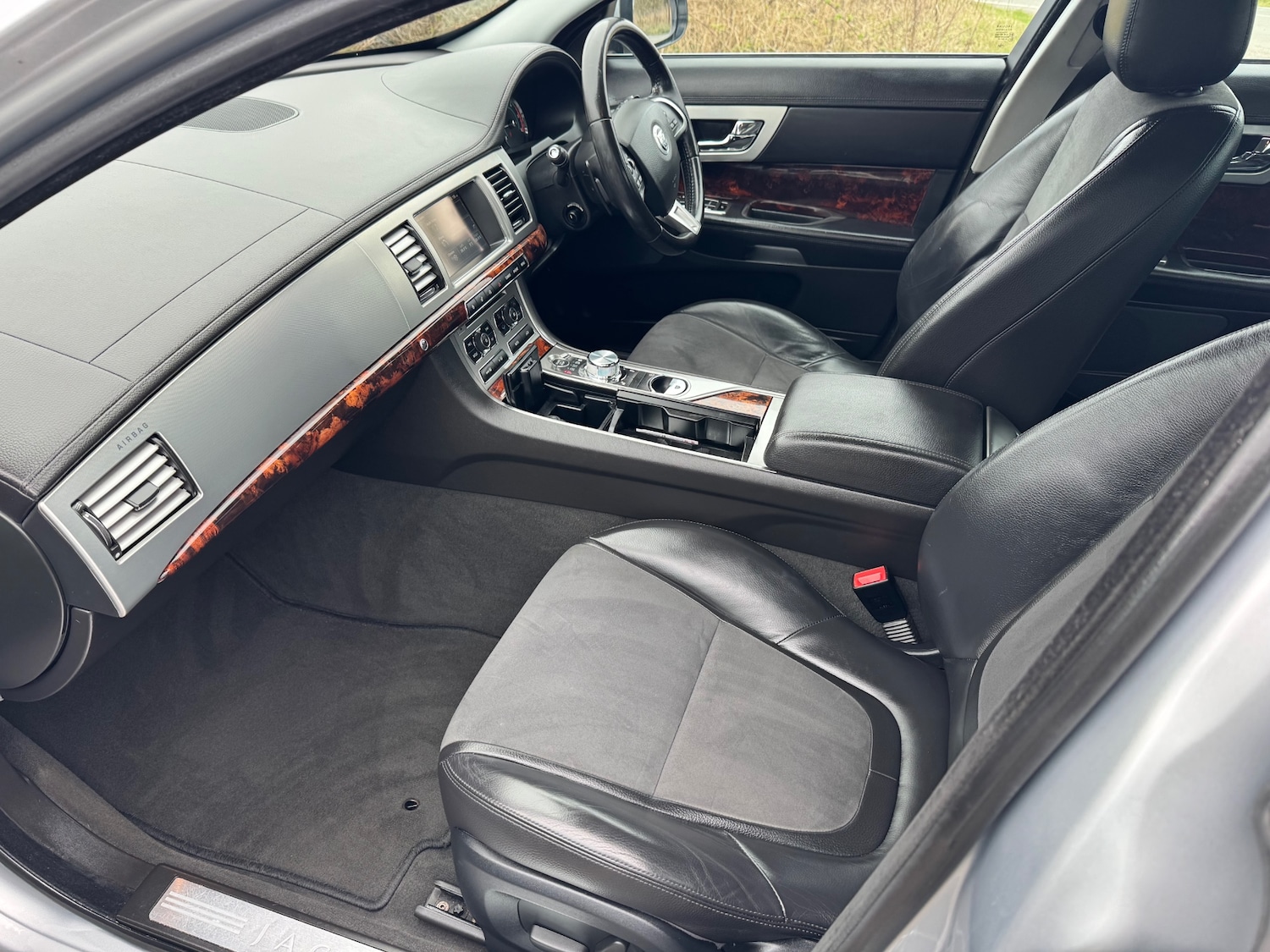 Used Jaguar XF 2012 for sale - 77998459: Photo 11