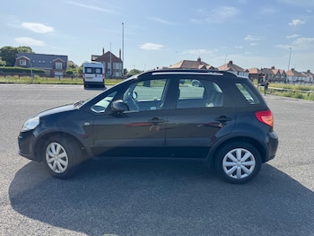 Used Suzuki SX4 2013 for sale - 79301483: Photo