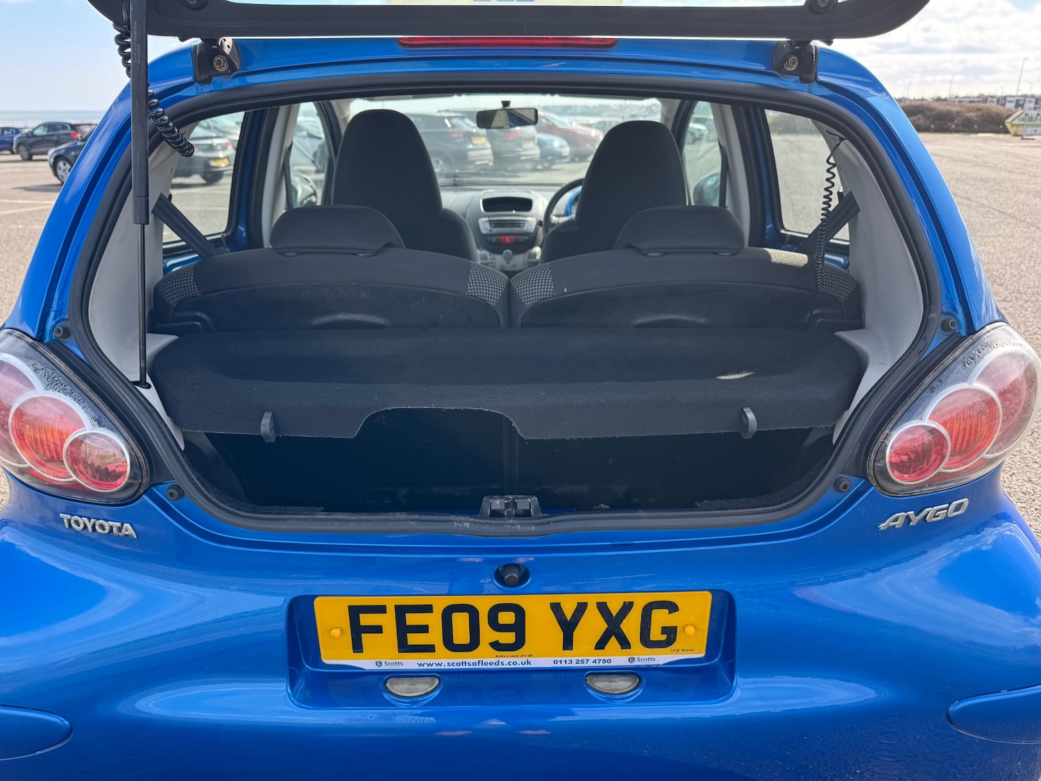 Used Toyota AYGO 2009 for sale - 76401873: Photo 10