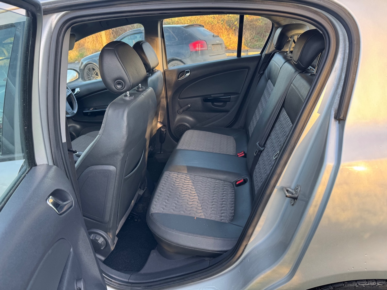 Used Vauxhall Corsa 2014 for sale - 76401832: Photo 10