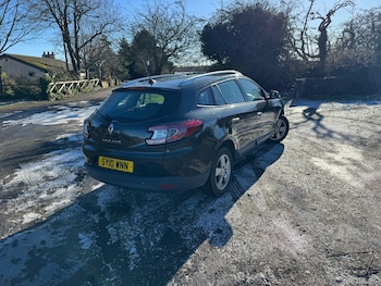 Used Renault Megane 2010 for sale - 77555465: Photo